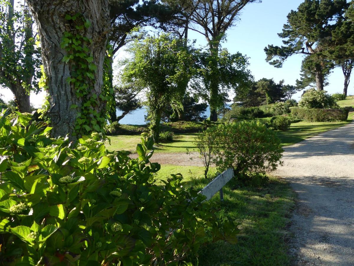 Aire De Camping Car, Caravane, Tente Emplacement Nu Avec Electricite Petit Camping Hotel Plestin-les-Grèves Exterior foto