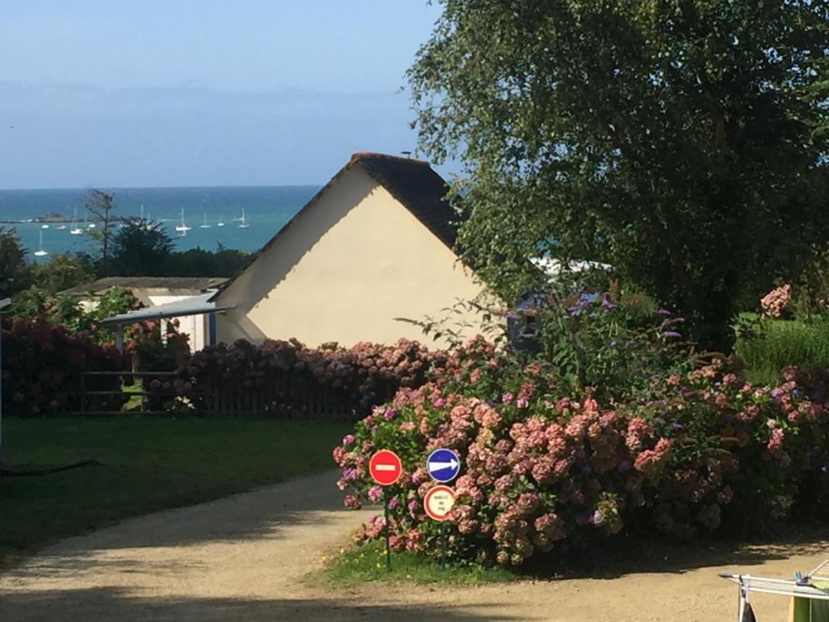 Aire De Camping Car, Caravane, Tente Emplacement Nu Avec Electricite Petit Camping Hotel Plestin-les-Grèves Exterior foto