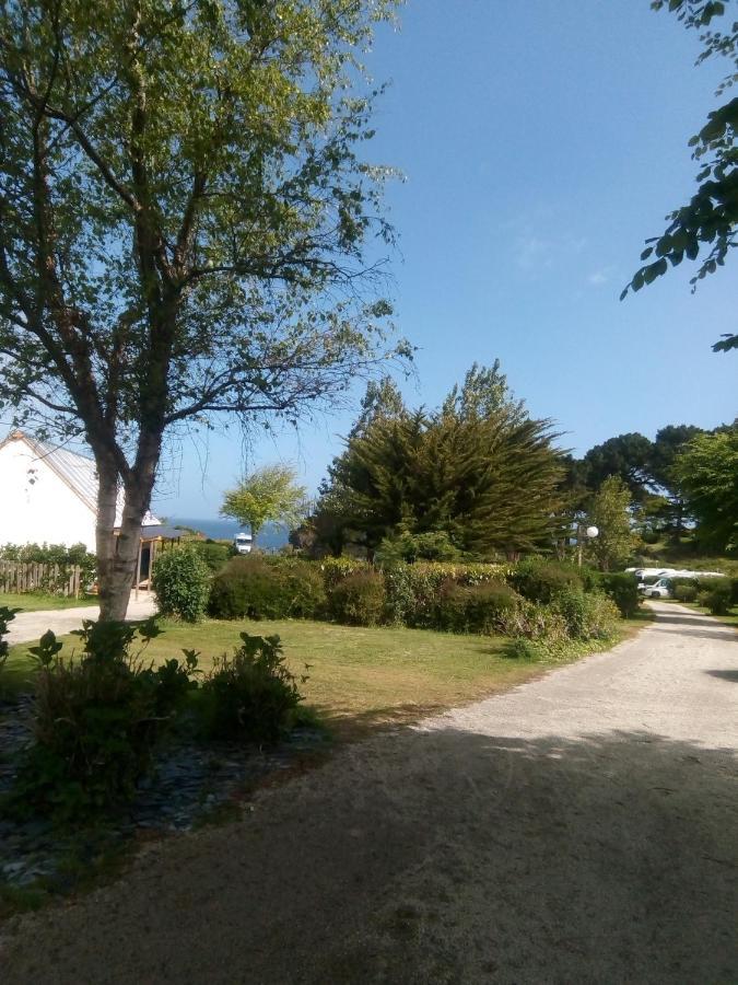 Aire De Camping Car, Caravane, Tente Emplacement Nu Avec Electricite Petit Camping Hotel Plestin-les-Grèves Exterior foto